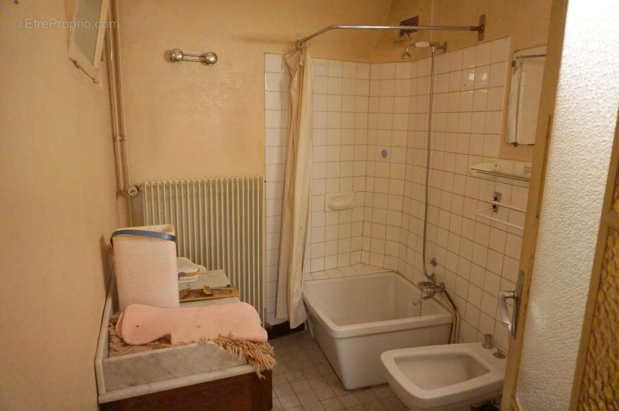 Maison à PARAY-LE-MONIAL