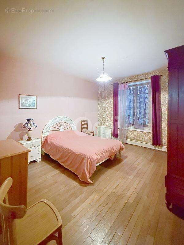 Maison à CLINCHAMP
