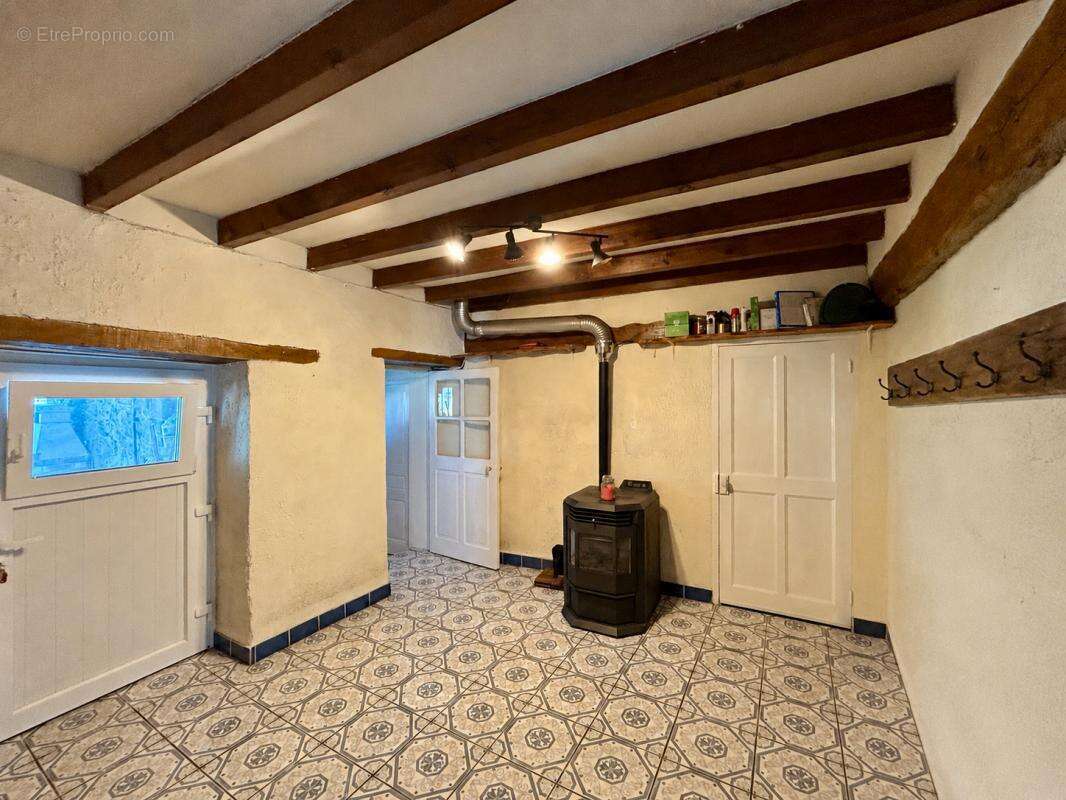 Domaine d'Exception de 17 Hectares, 4 chambres, 251m2 - gara - photo 9