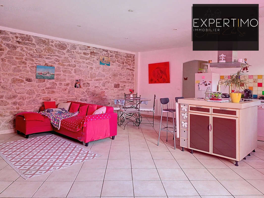 Maison à CASSAGNES-BEGONHES