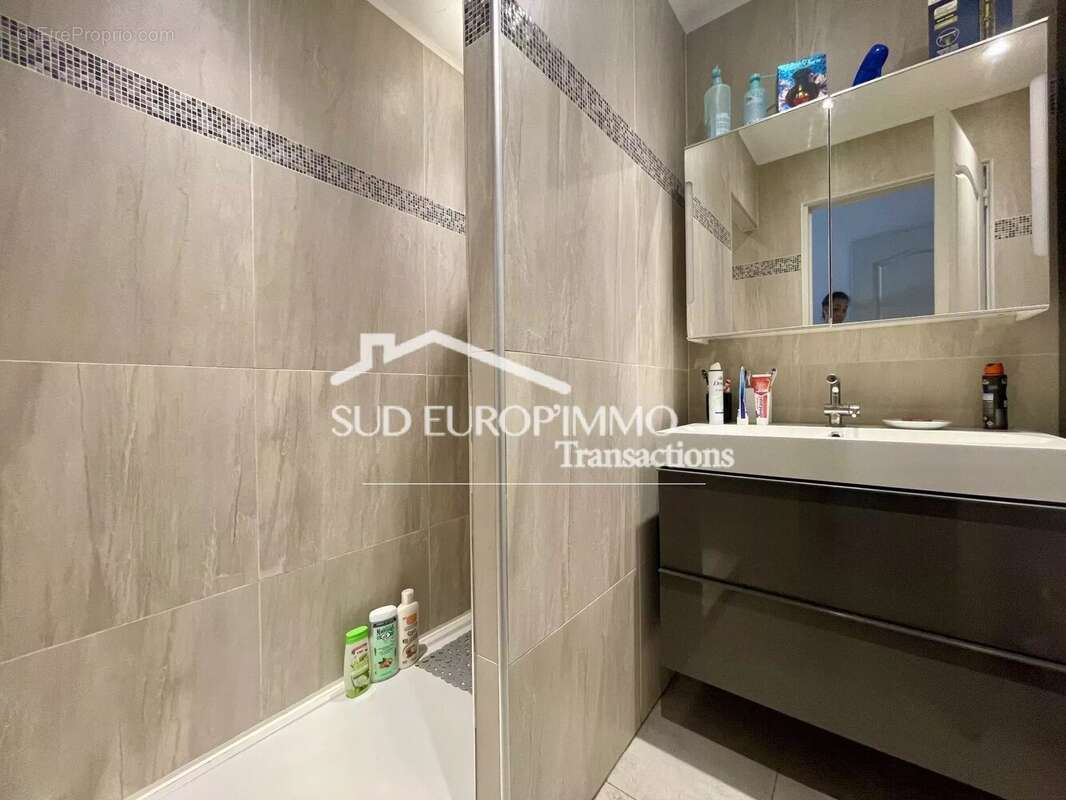 Appartement à CAGNES-SUR-MER