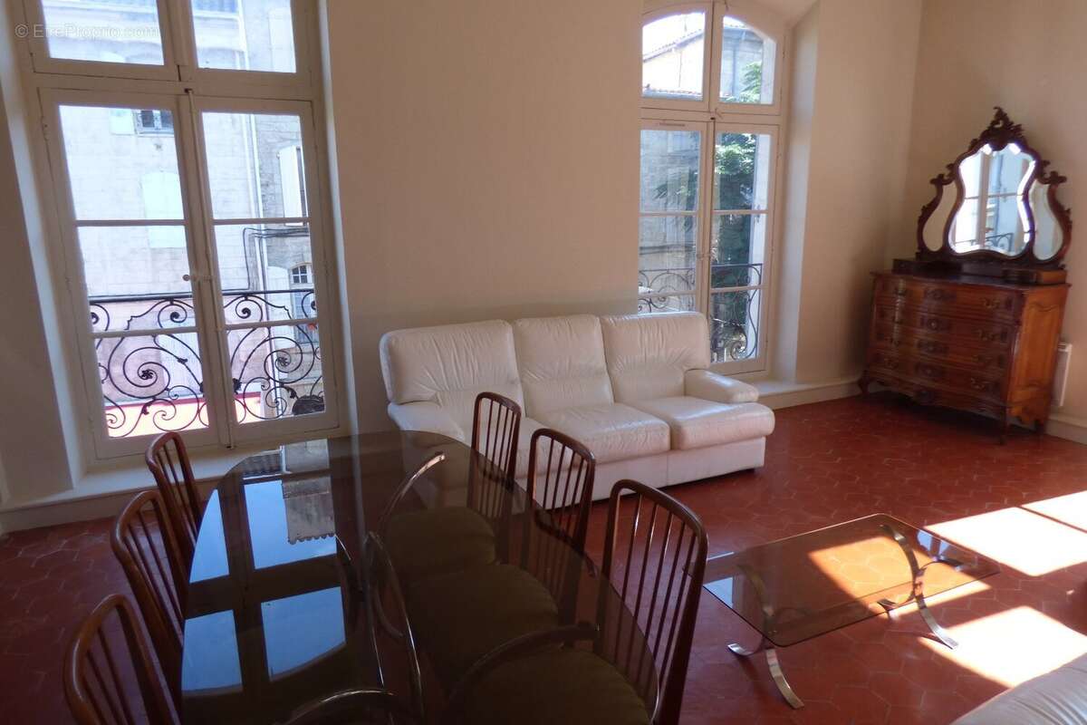 Appartement à PEZENAS