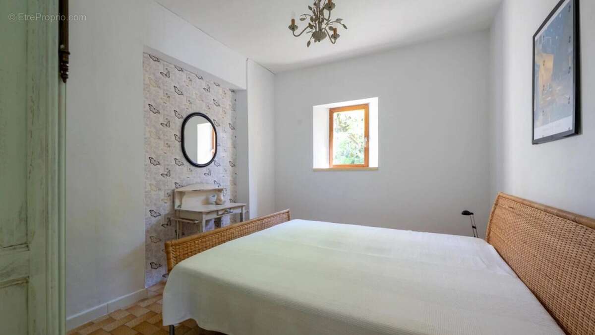 SECTEUR COEUR DE CAUSSE - Spacieuse Demeure, maison d'amis et gr - photo 15