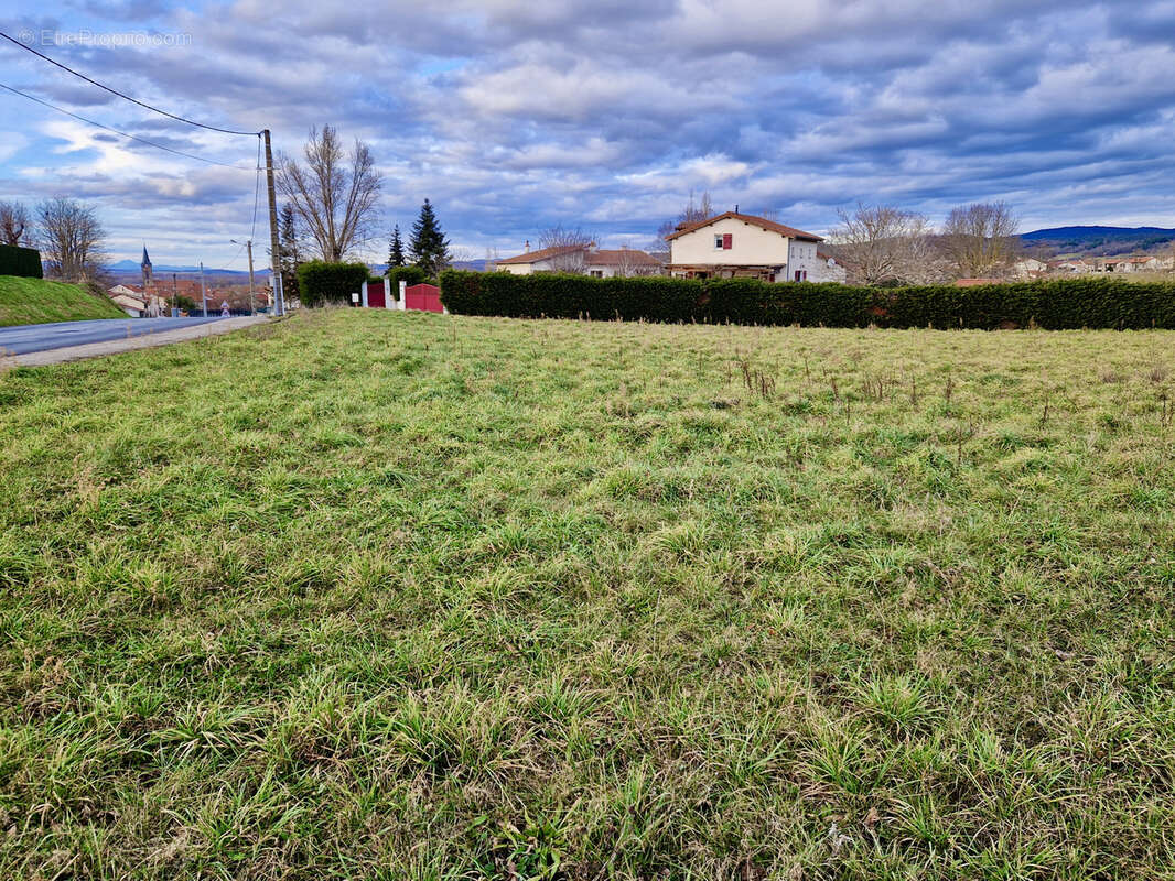 Terrain à FONTANNES