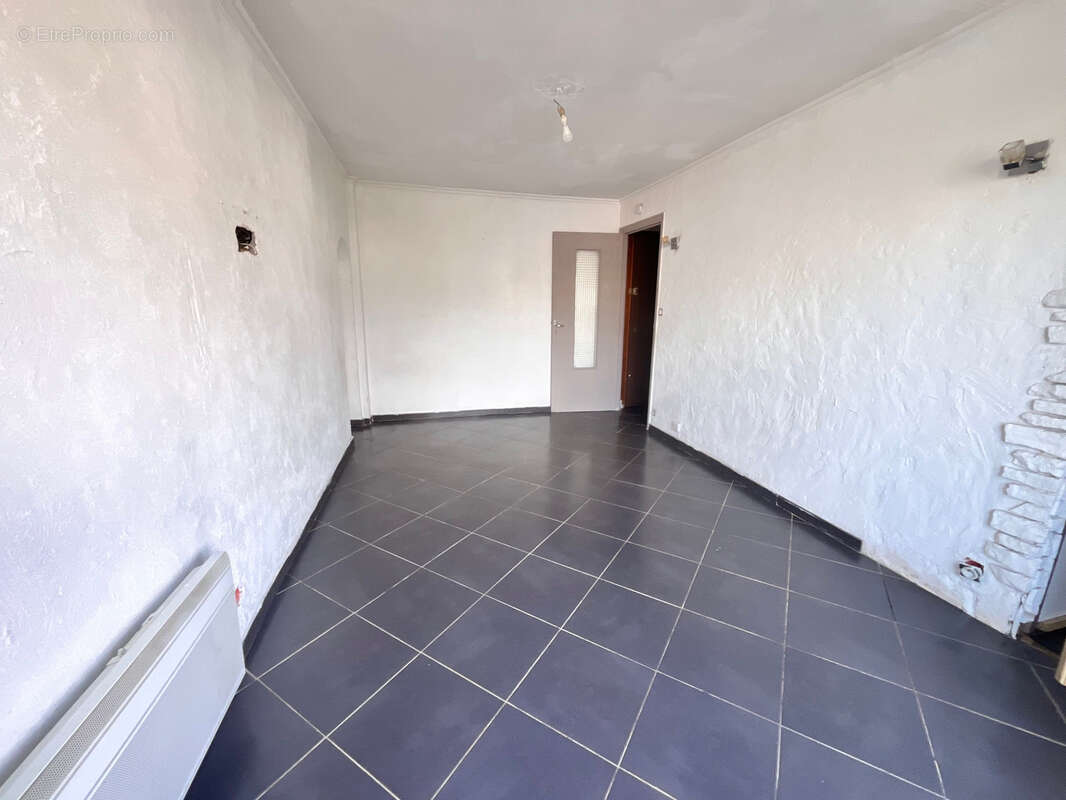 Appartement à VALLAURIS