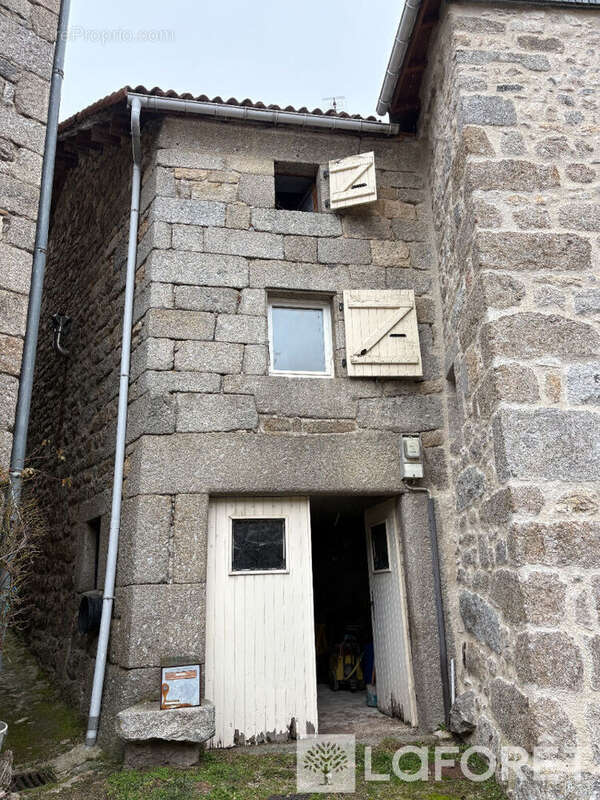 Maison à GREZES