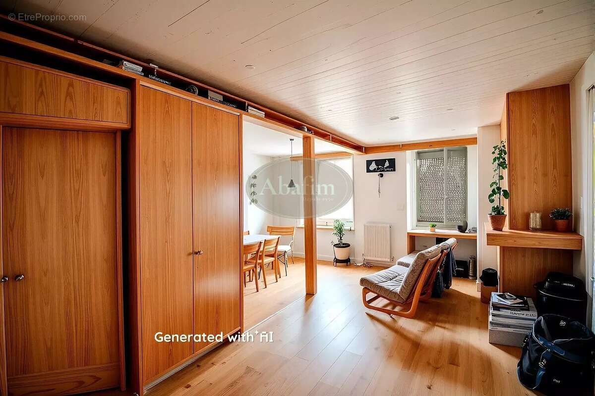 Maison à VIC-FEZENSAC