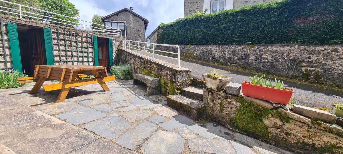 Maison à DEVESSET