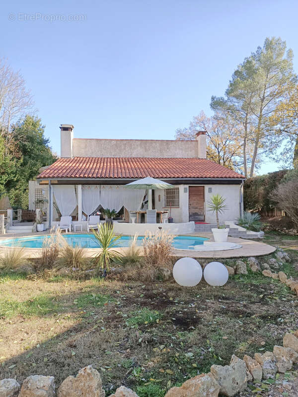 Maison à PEYMEINADE