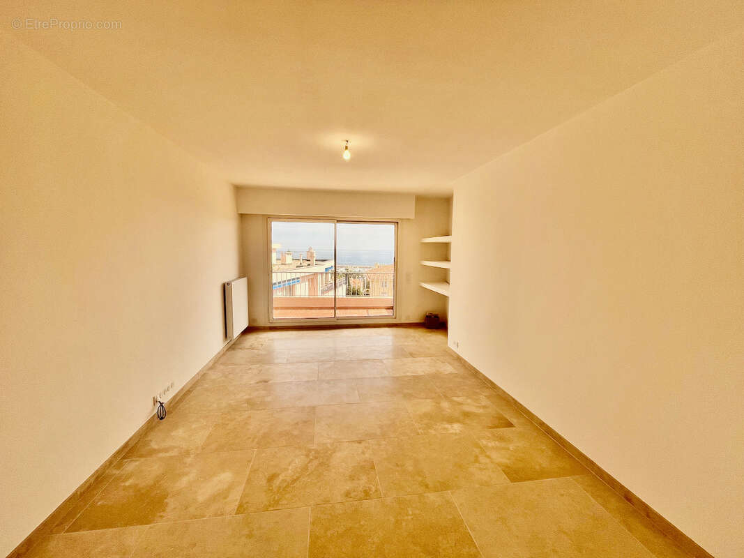 Appartement à BEAULIEU-SUR-MER