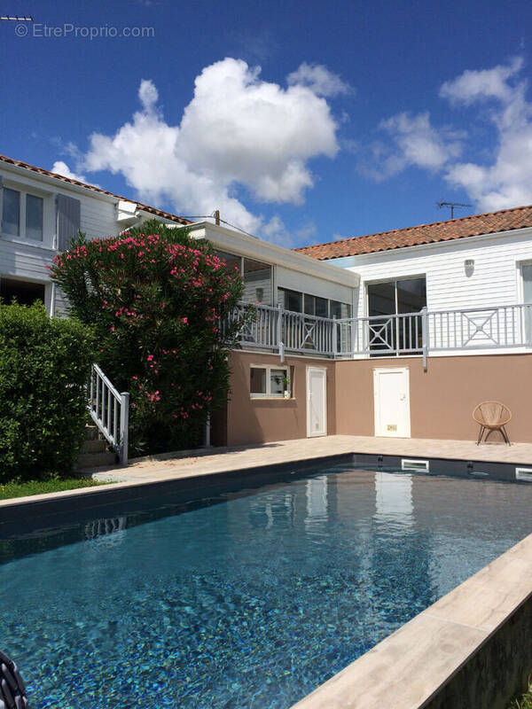 Maison à TONNAY-CHARENTE