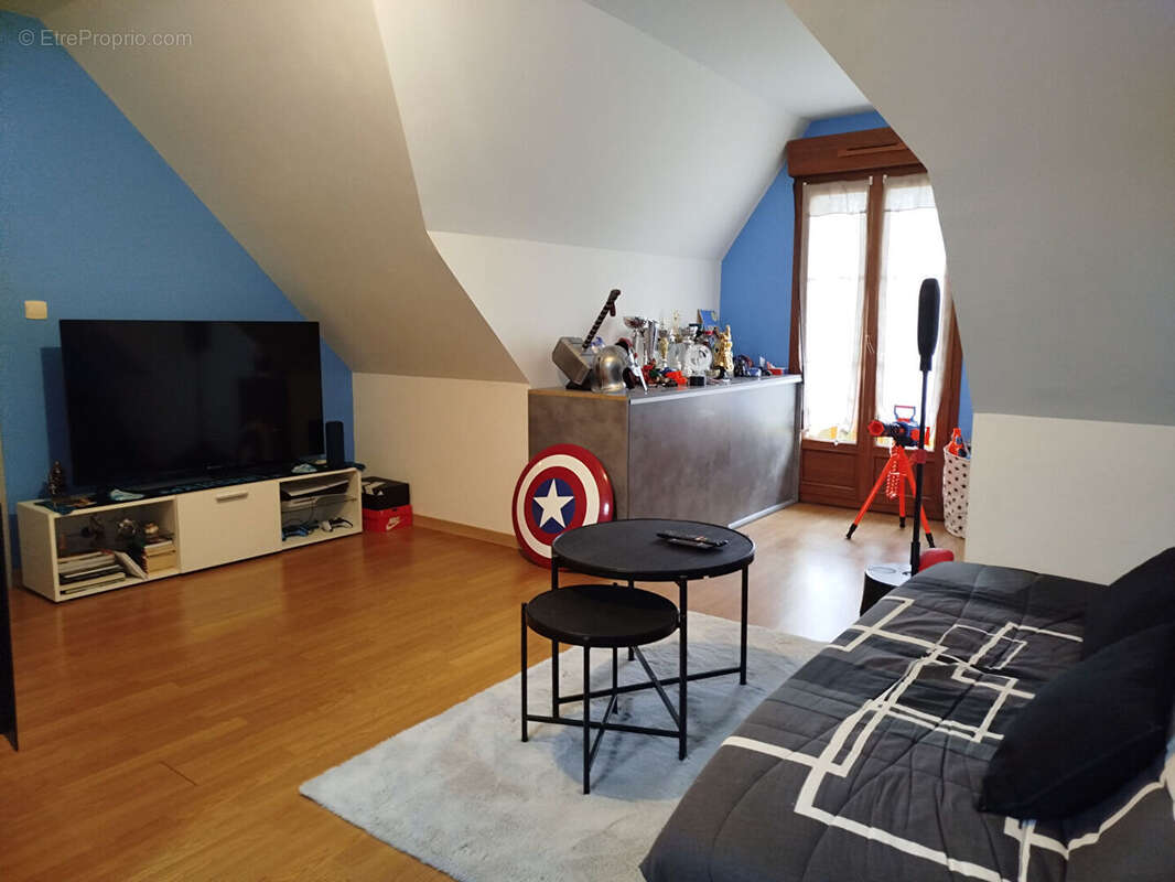 Maison à SAINT-AUBIN-EN-BRAY