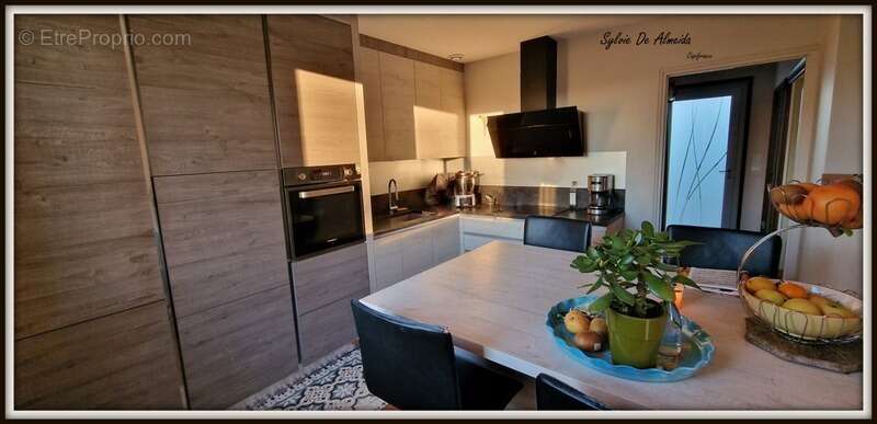 Maison à PONT-DE-VEYLE