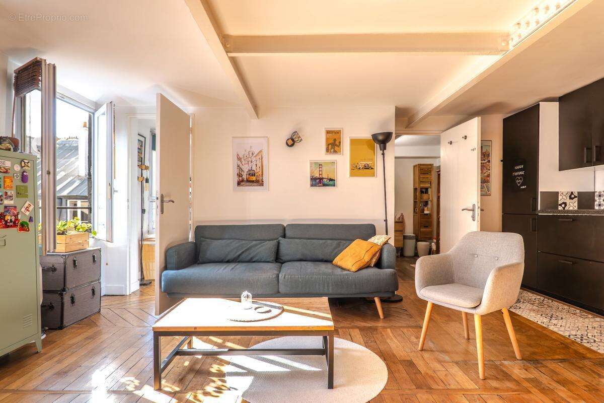 Appartement à PARIS-2E