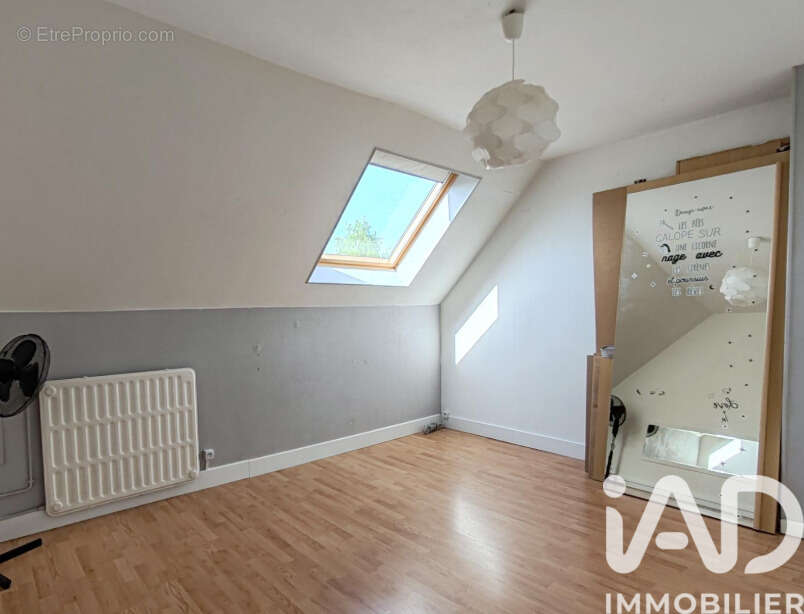 Photo 9 - Maison à VILLERS-COTTERETS