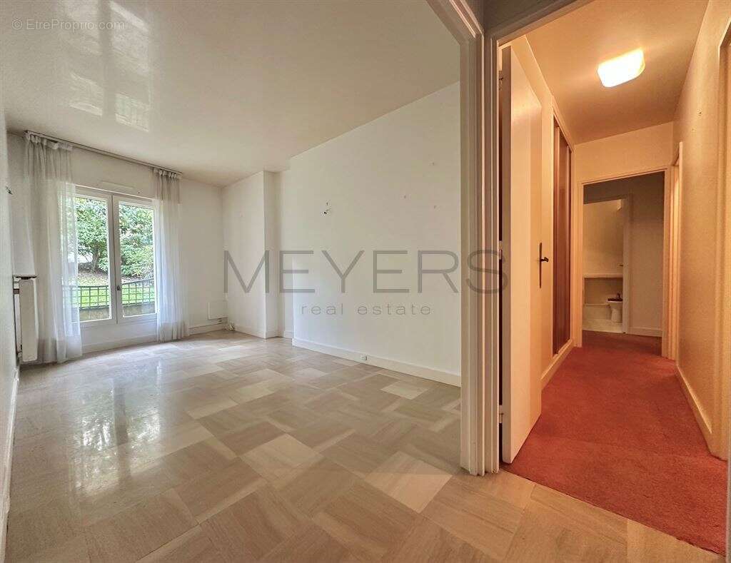 Appartement à VERSAILLES