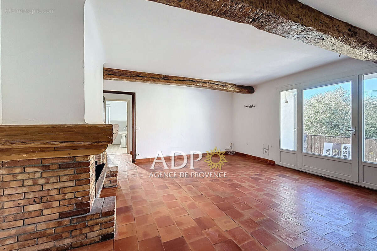 Appartement à SAINT-VALLIER-DE-THIEY