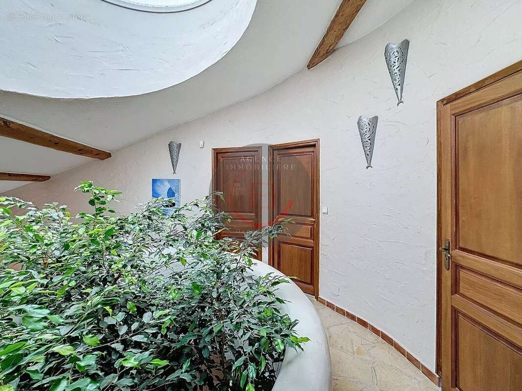 Maison à LES ADRETS-DE-L'ESTEREL