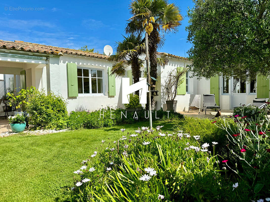 Maison à LA COUARDE-SUR-MER