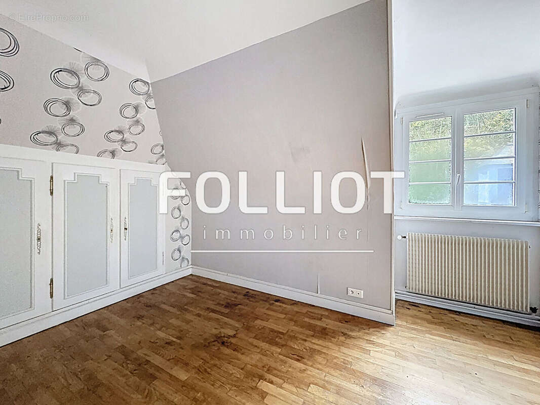 Maison en pierre 124 m² - 3 chambres - Proche centre Avranches - photo 4