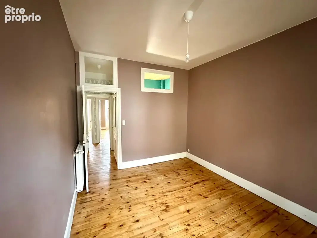 CLERMONT-FERRAND / Immeuble de caractère du XIXe, 84 M2 habitables et espaces chaleureux ! - photo 10