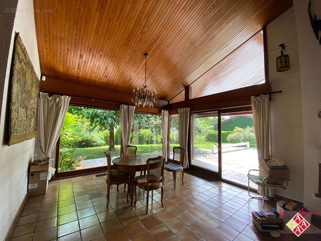 Maison à MONTBONNOT-SAINT-MARTIN