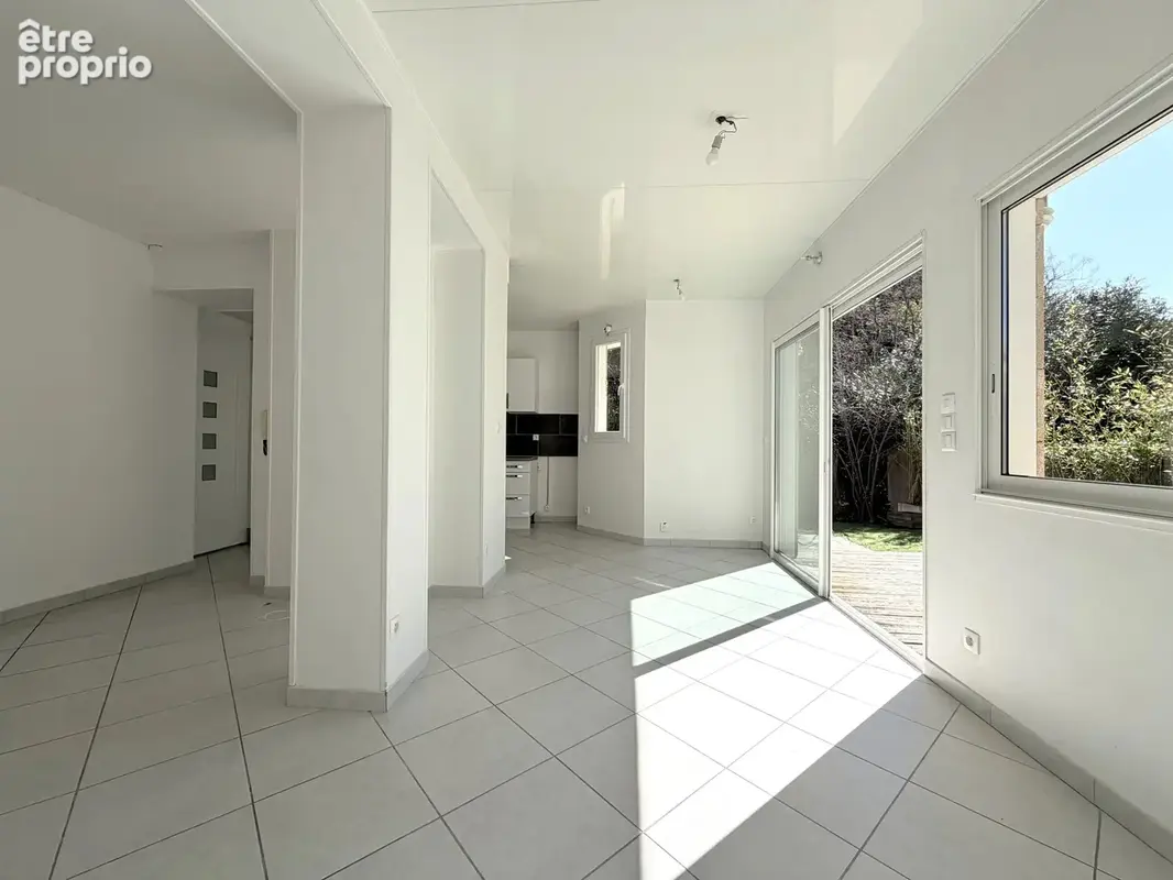 Appartement 3 pièces 65 m² à vendre à La Ciotat (13600) - photo 9