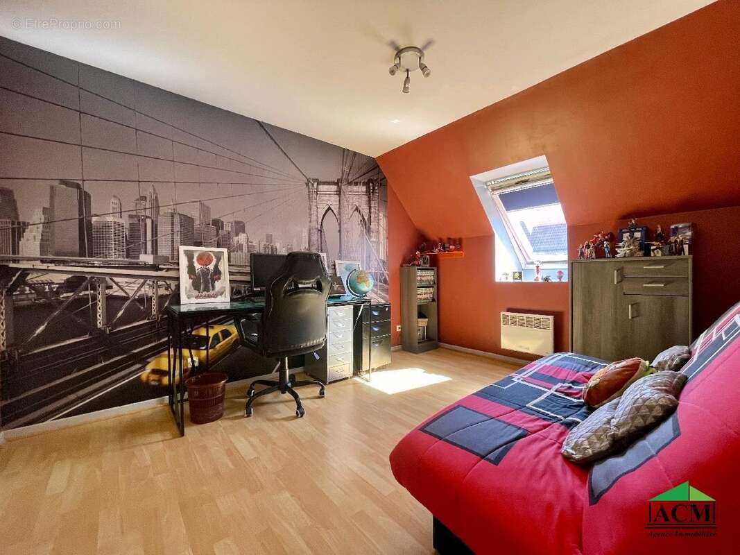 Maison à MERY-SUR-OISE