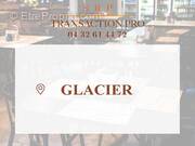 Commerce à LOURMARIN