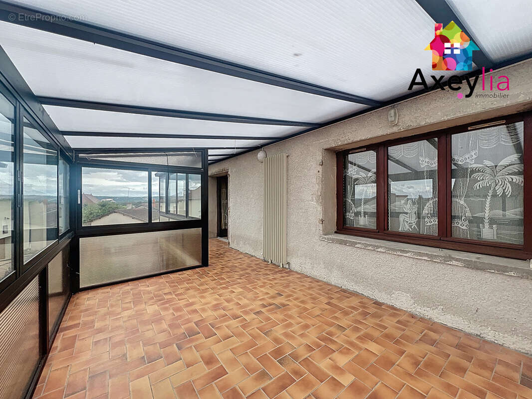 A vendre - secteur briennon  - maison 3 chambres 2 garages - photo 3