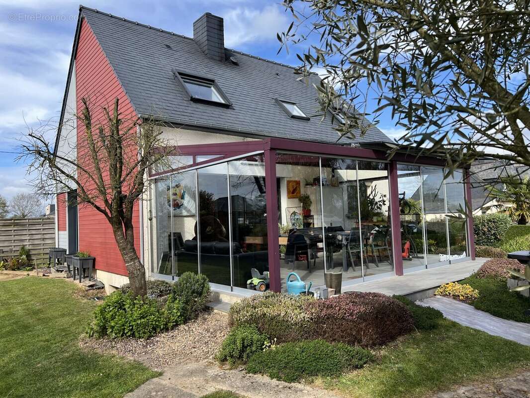 Maison à CARO