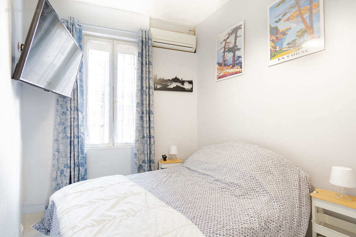 Appartement à MARSEILLE-2E