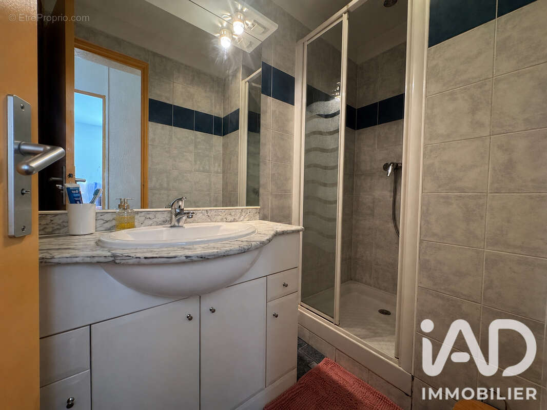 Appartement 40 m² à Marseille-9e  - photo 5