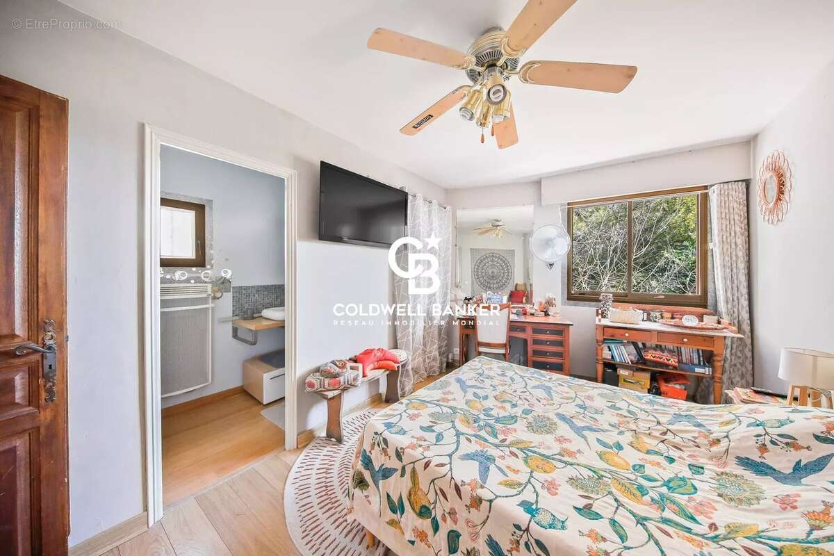 Maison à CARQUEIRANNE