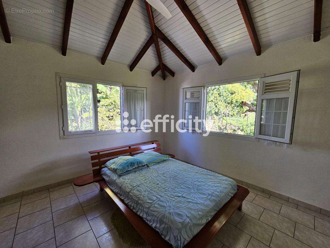 Maison à VIEUX-HABITANTS