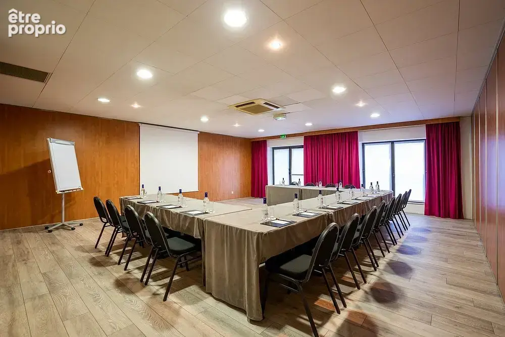 INVESTISSEMENT LOCATIF  MERIGNAC  Résidence d'Affaires Le M & Spa Bordeaux Aéroport - 7.14% de rentabilité - photo 14