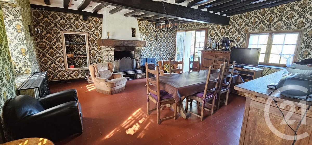 Maison 7 pièces 209 m² à vendre à Conie-Molitard (28200) - photo 2