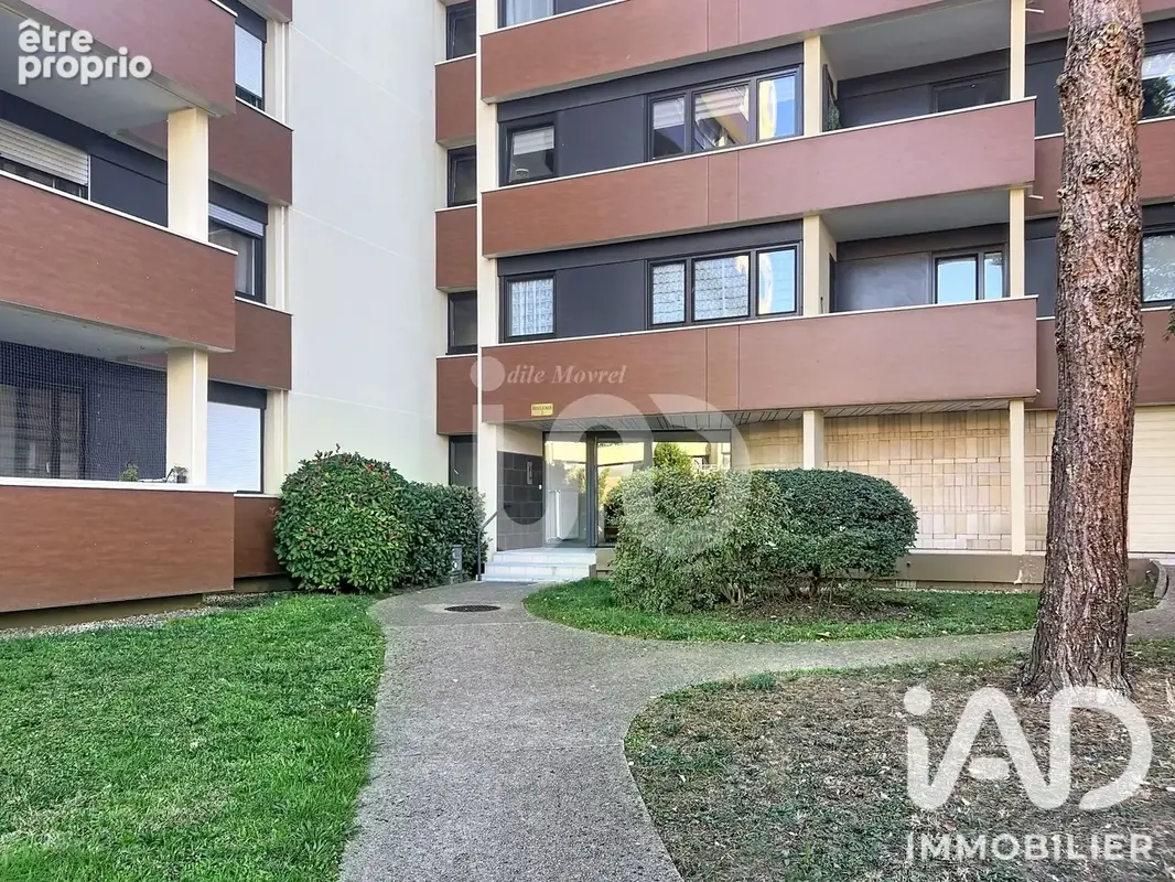 Photo 1 - Appartement à LE PLESSIS-BOUCHARD