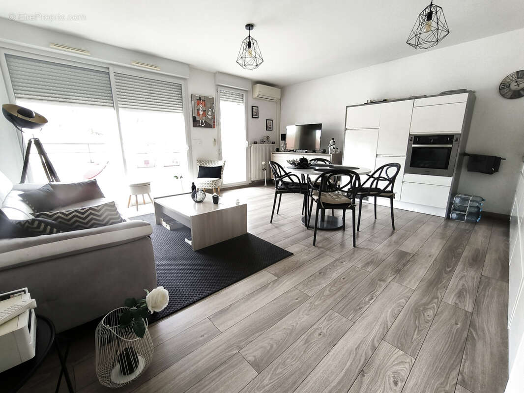 Appartement à HYERES