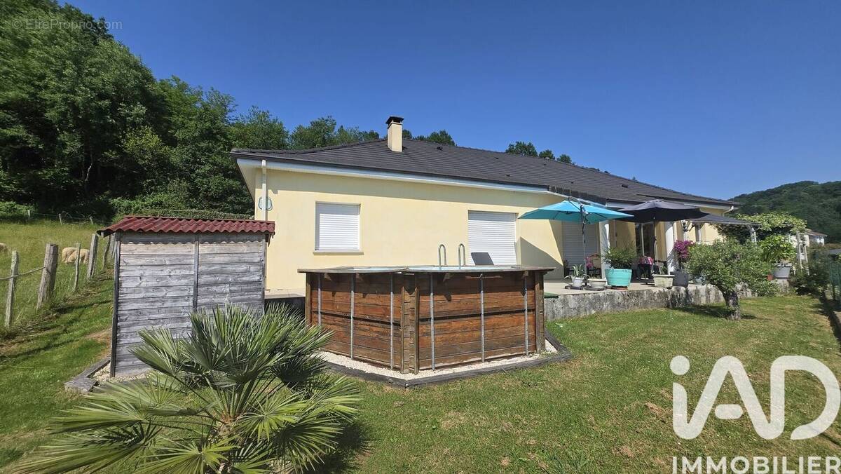 Photo 1 - Maison à LEDEUIX