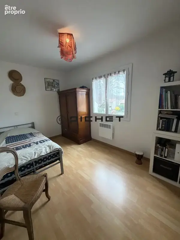 St Médard en Jalles -EXCLUSIVITÉ Maison familiale de 140 m² sur 600 m² de terrain avec piscine, terrasse et garage aménagé - photo 10