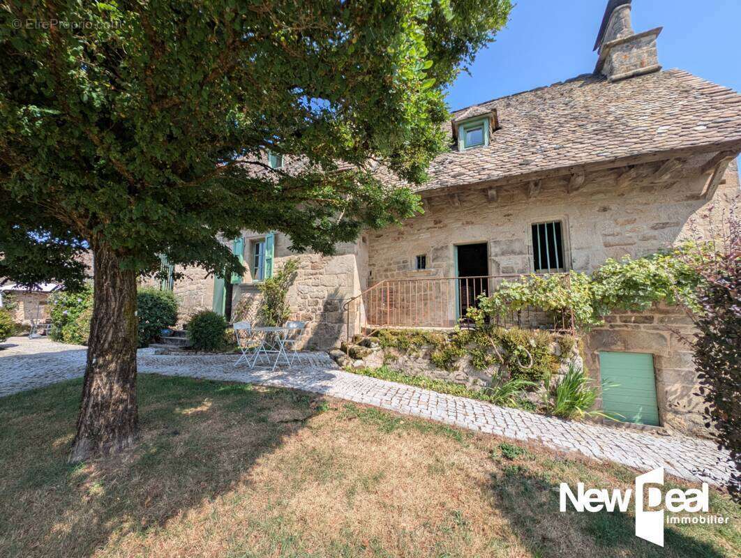 Maison à SERVIERES-LE-CHATEAU