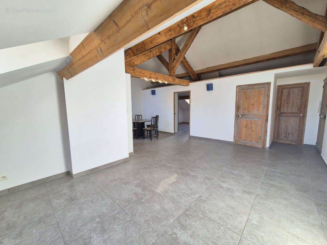 Appartement à HYERES