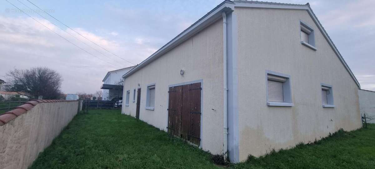 Maison à ANGLES
