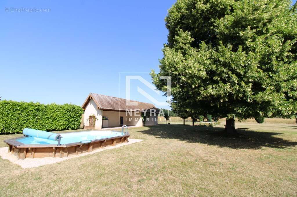 Maison 3/4 chambres sur 6 472 m² – terrain constructible détachable 1500 m²– piscine – dépendances - photo 4