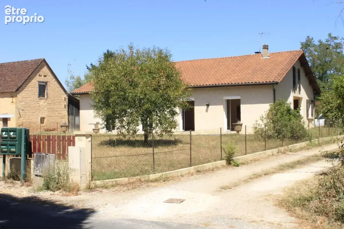Maison 5 pieces 2100 m2 de terrain - photo 10