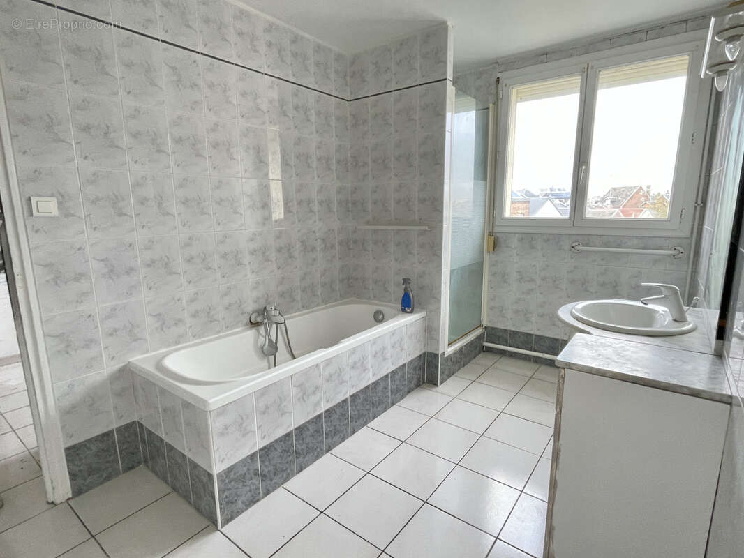 Appartement à SAINT-QUENTIN