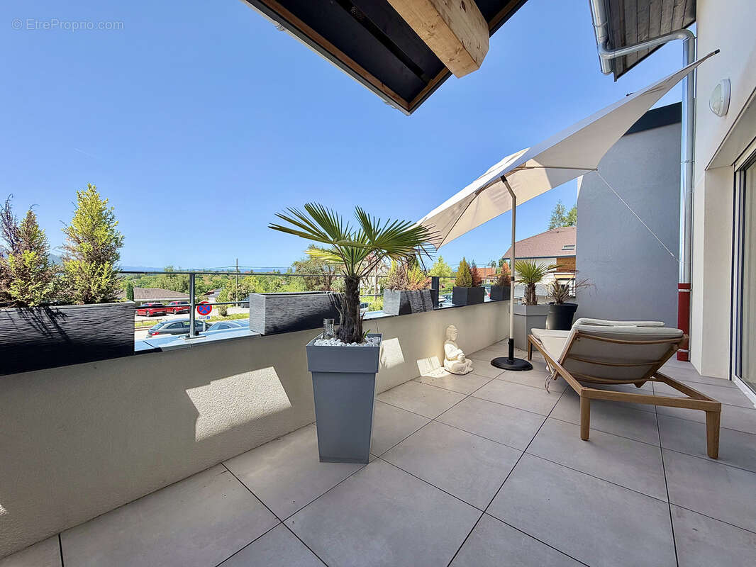 Appartement à CRANVES-SALES