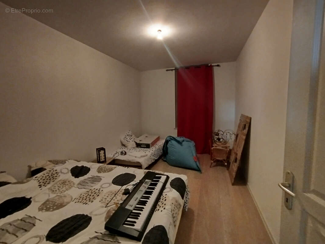 Ensemble immobilier 204m2 habitables - photo 8