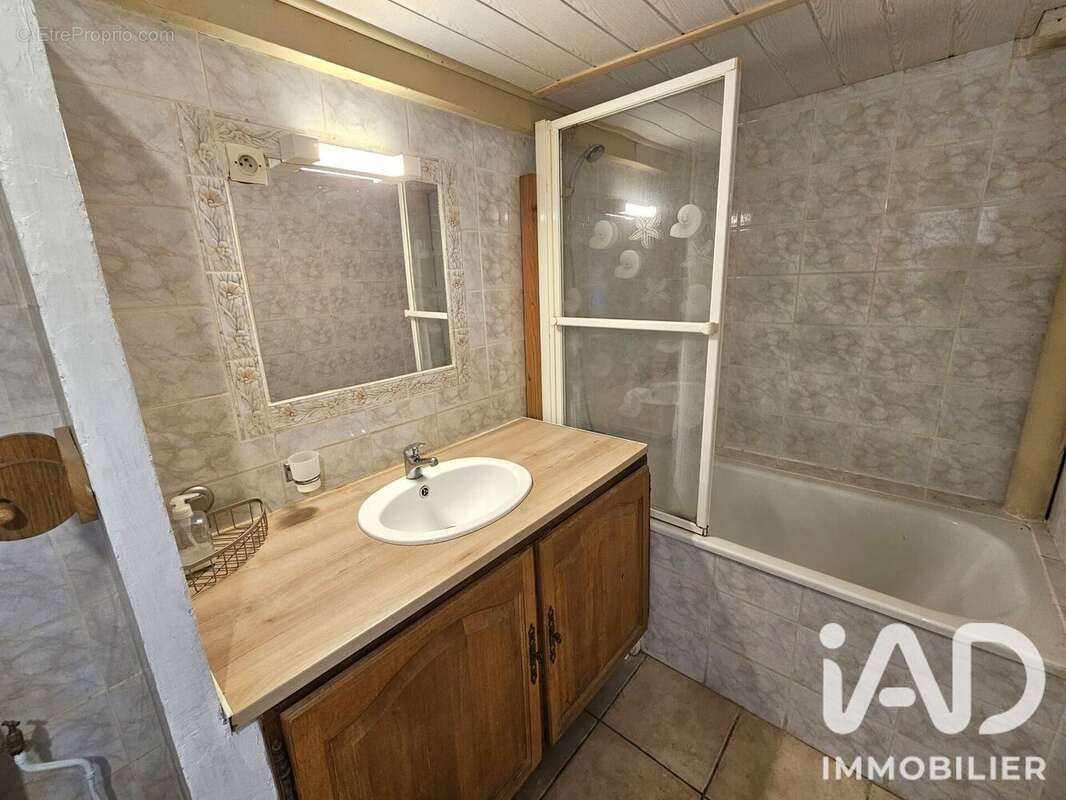 Appartement 92 m² à Baix  - photo 5